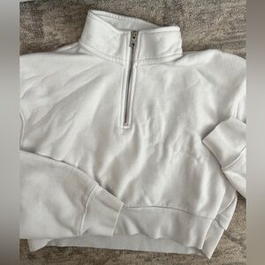 Aritzia tna cozy fleece perfect crop 1/4 zip sweatshirt in white